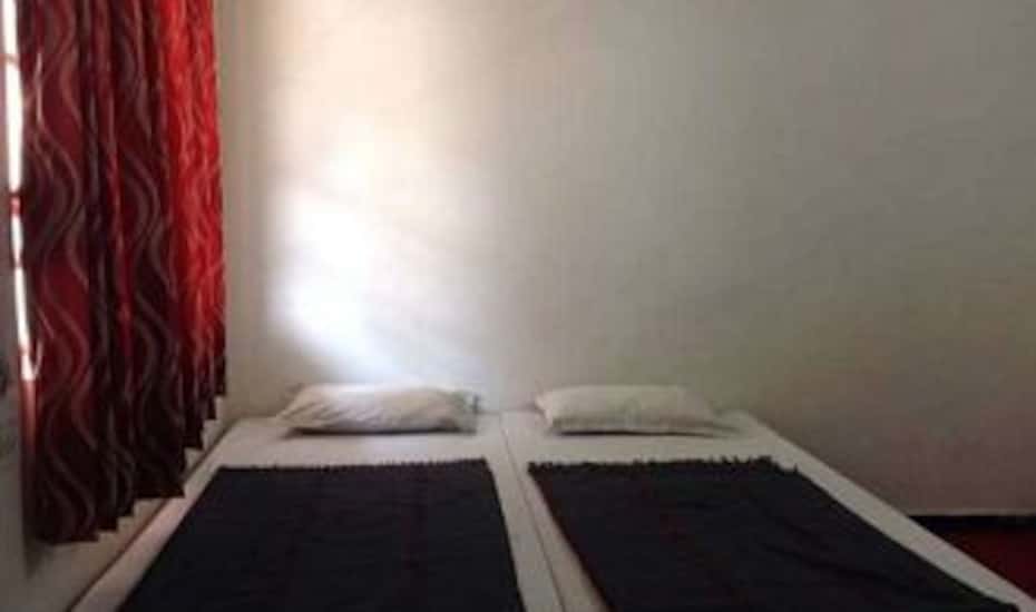 Boarding hotels best sale near me